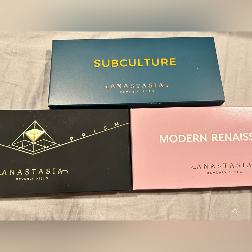 BNIB Anastasia Beverly Hills Eyeshadow Palette LE set